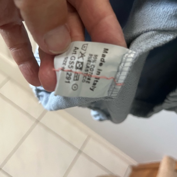 Lightweight hooded sweater - Picture 8 of 9